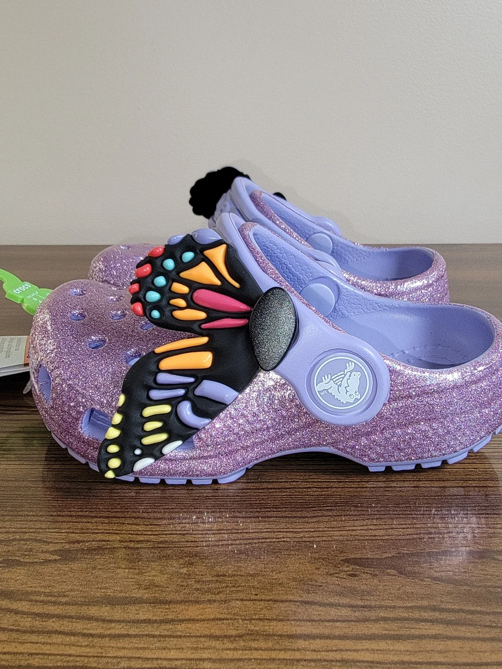 Crocs Kids' Glitter Classic Clog  w/ Butterfly Detail - Size 6 Toddler
